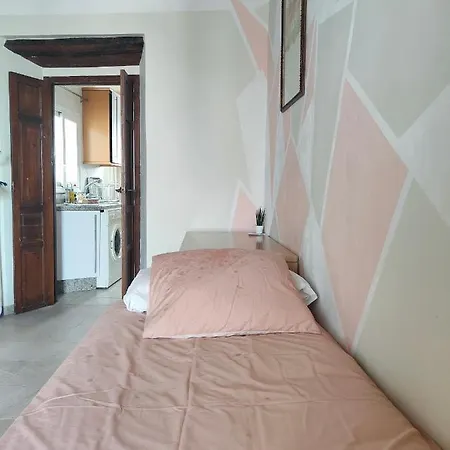 Lovely 1-bedroom Loft With Terrace. Amazing View.